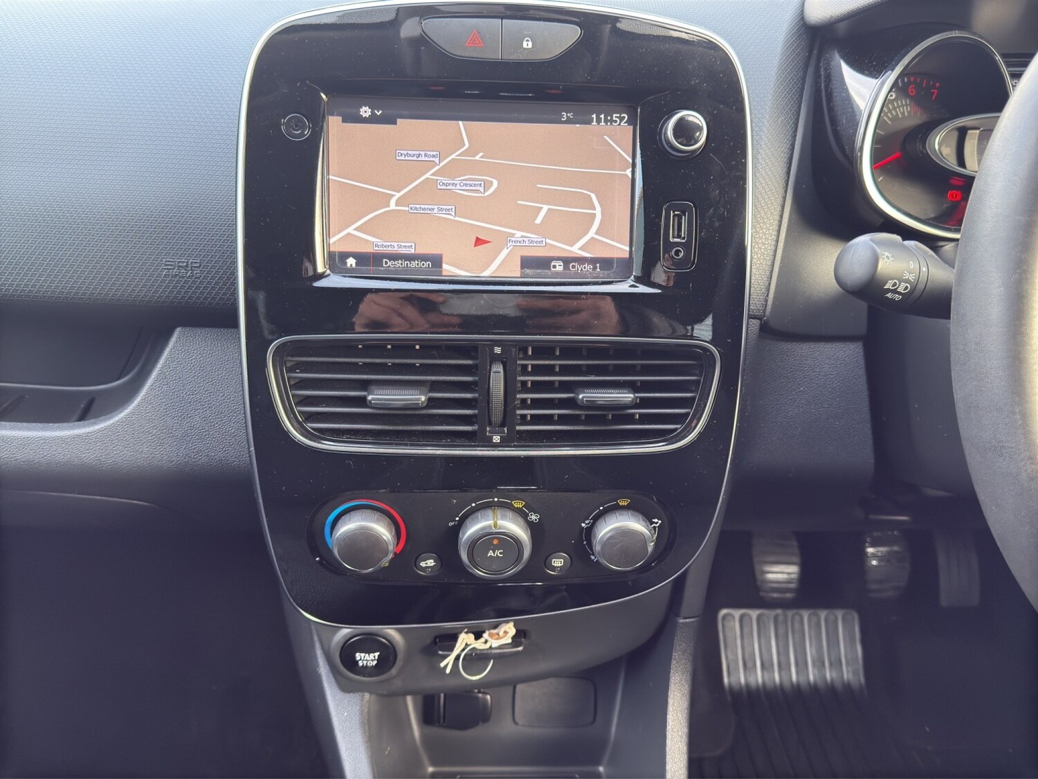 Used Renault Clio 2018 for sale - 77707285: Photo 16