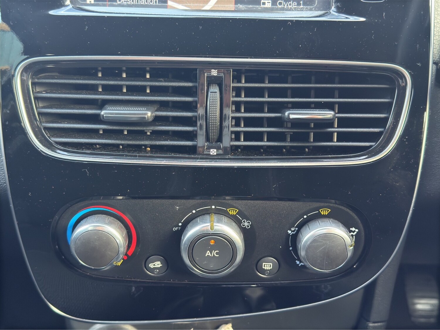 Used Renault Clio 2018 for sale - 77707285: Photo 26