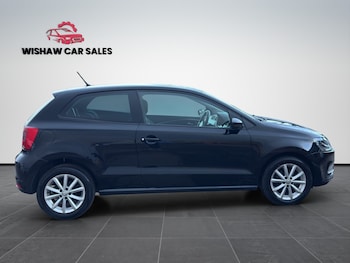 Used Volkswagen Polo 2016 for sale - 78131598: Photo