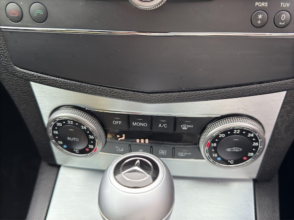 Used Mercedes-Benz C-Class 2008 for sale - 76120189: Photo 17