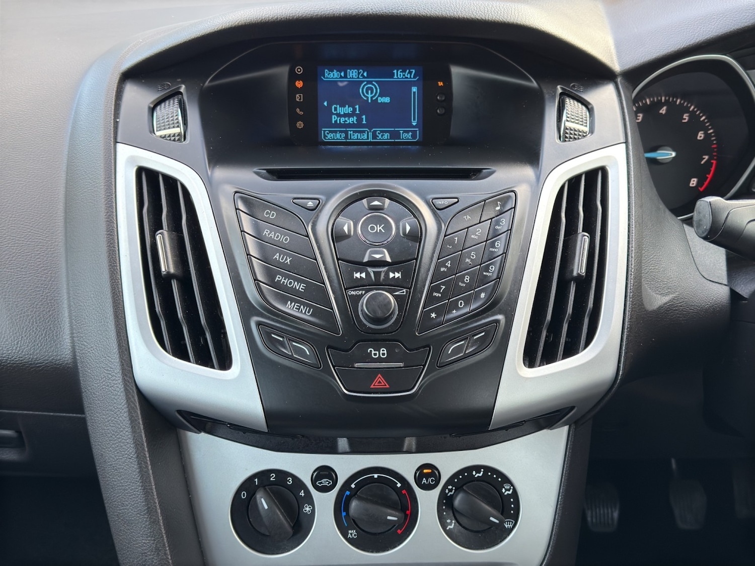 Used Ford Focus 2012 for sale - 78053326: Photo 16