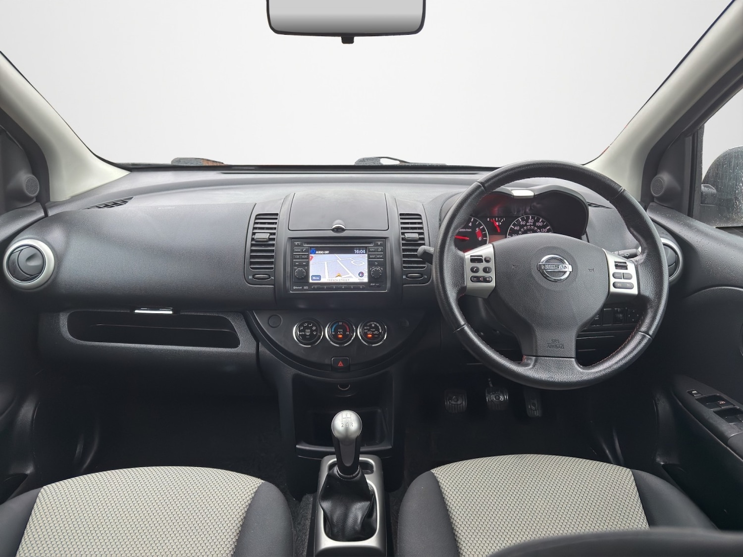 Used Nissan Note 2011 for sale - 77798600: Photo 15