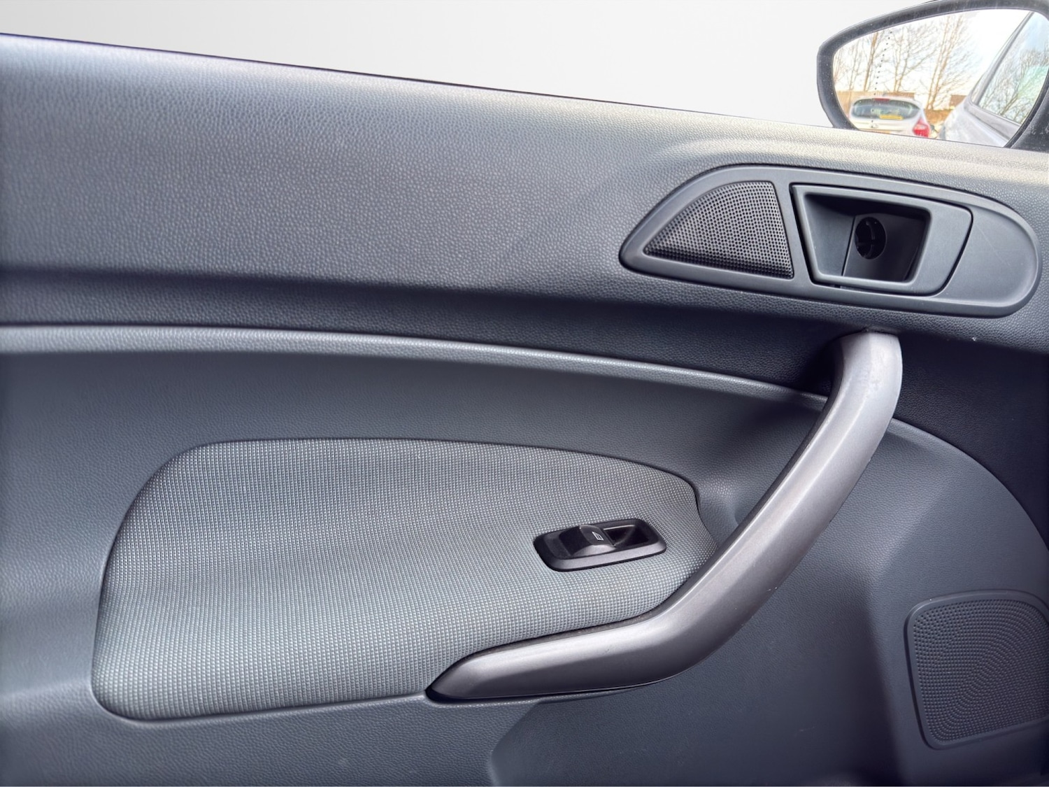 Used Ford Fiesta 2010 for sale - 78168734: Photo 16