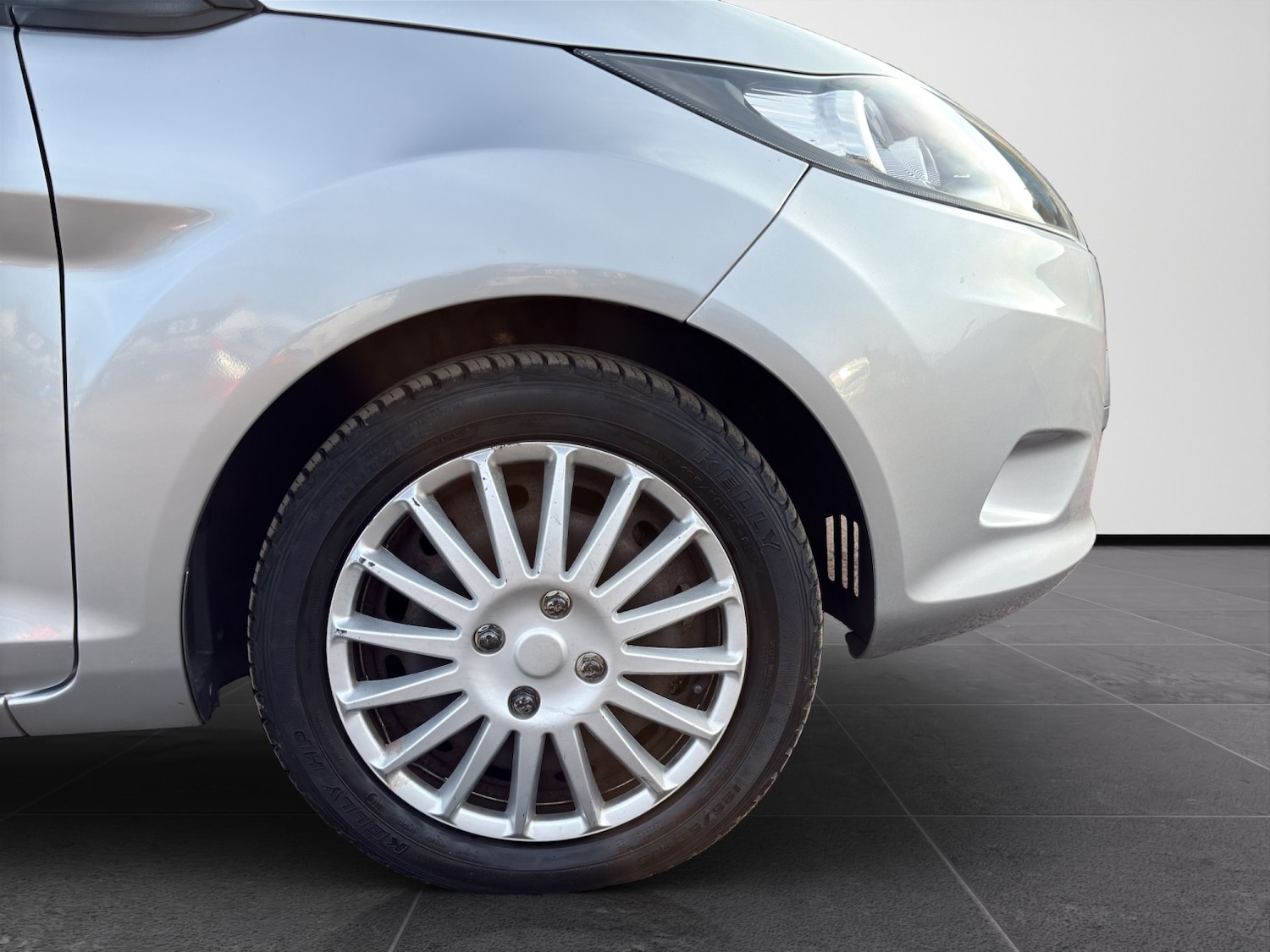 Used Ford Fiesta 2010 for sale - 78168734: Photo 22