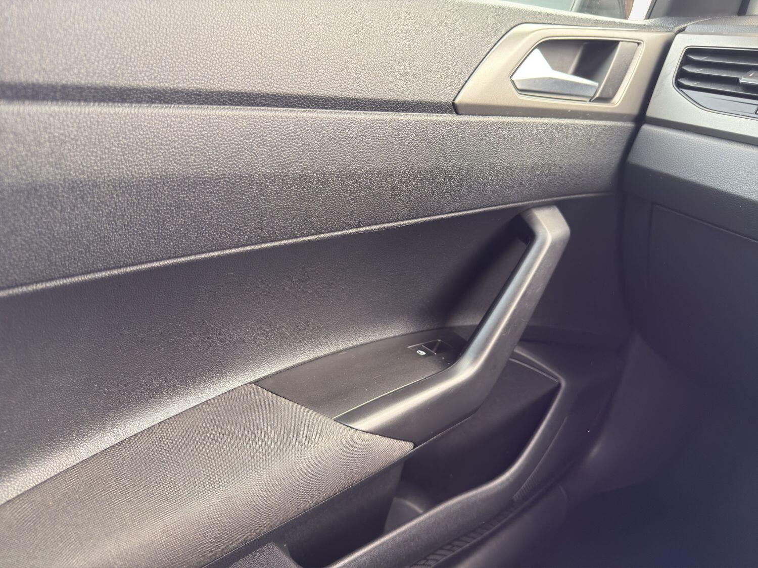 Used Volkswagen Polo 2018 for sale - 76482976: Photo 18