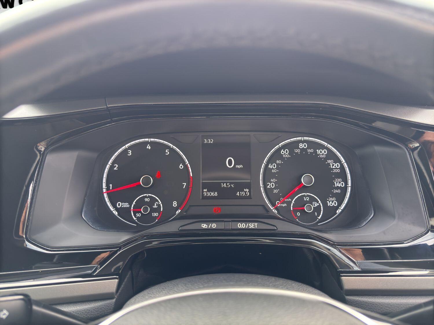 Used Volkswagen Polo 2018 for sale - 76482976: Photo 8