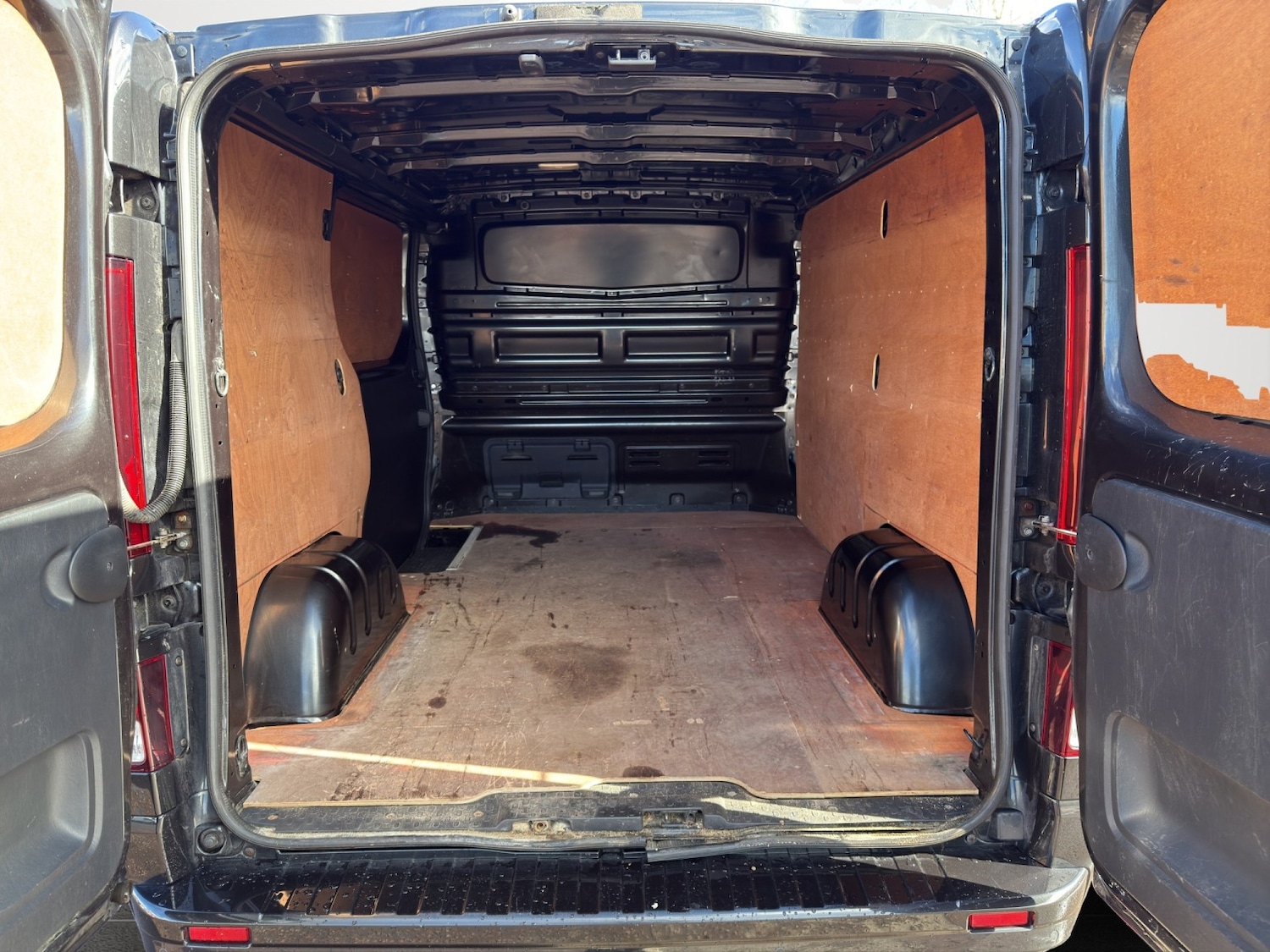 Used Vauxhall Vivaro 2018 for sale - 78141092: Photo 17