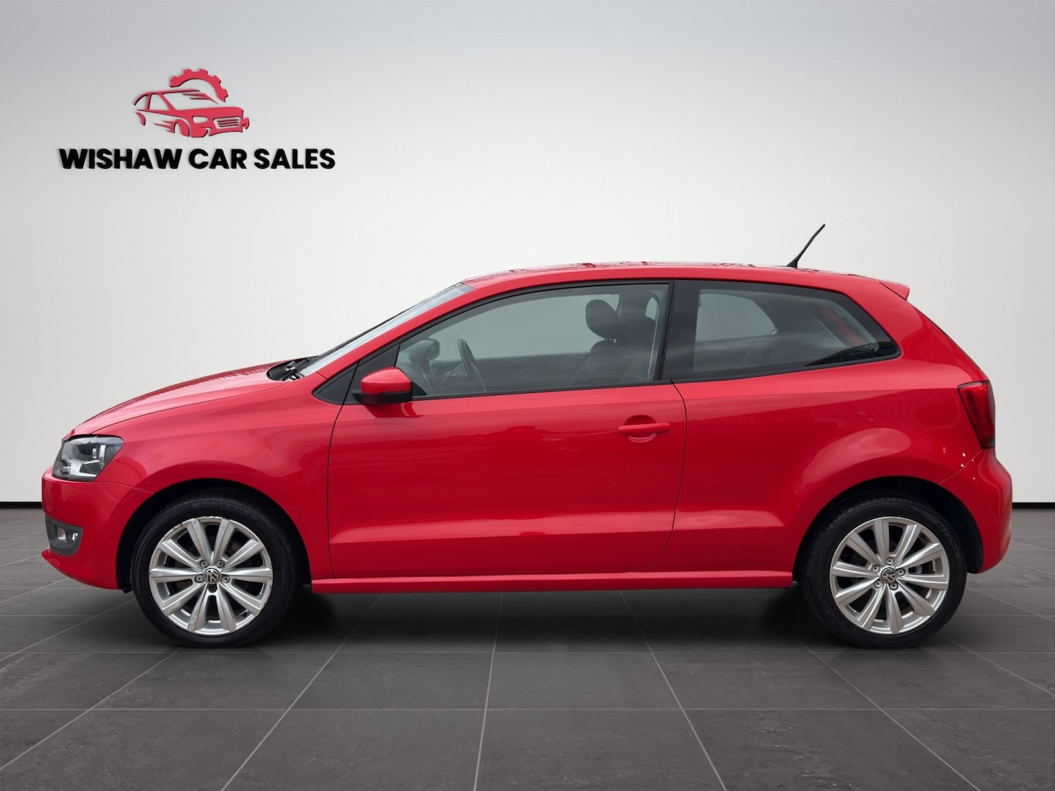 Used Volkswagen Polo 2011 for sale - 77453215: Photo 4