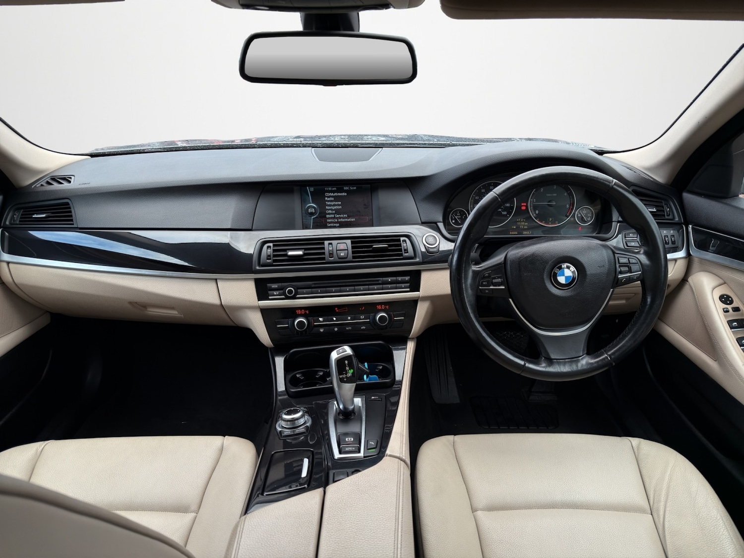 Used BMW 5 Series 2010 for sale - 77008118: Photo 14