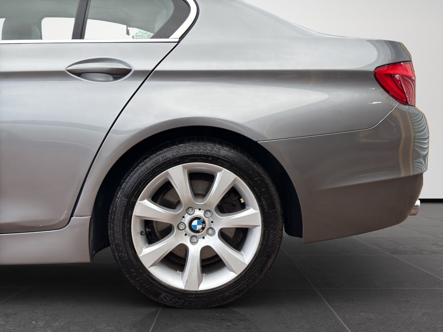 Used BMW 5 Series 2010 for sale - 77008118: Photo 21