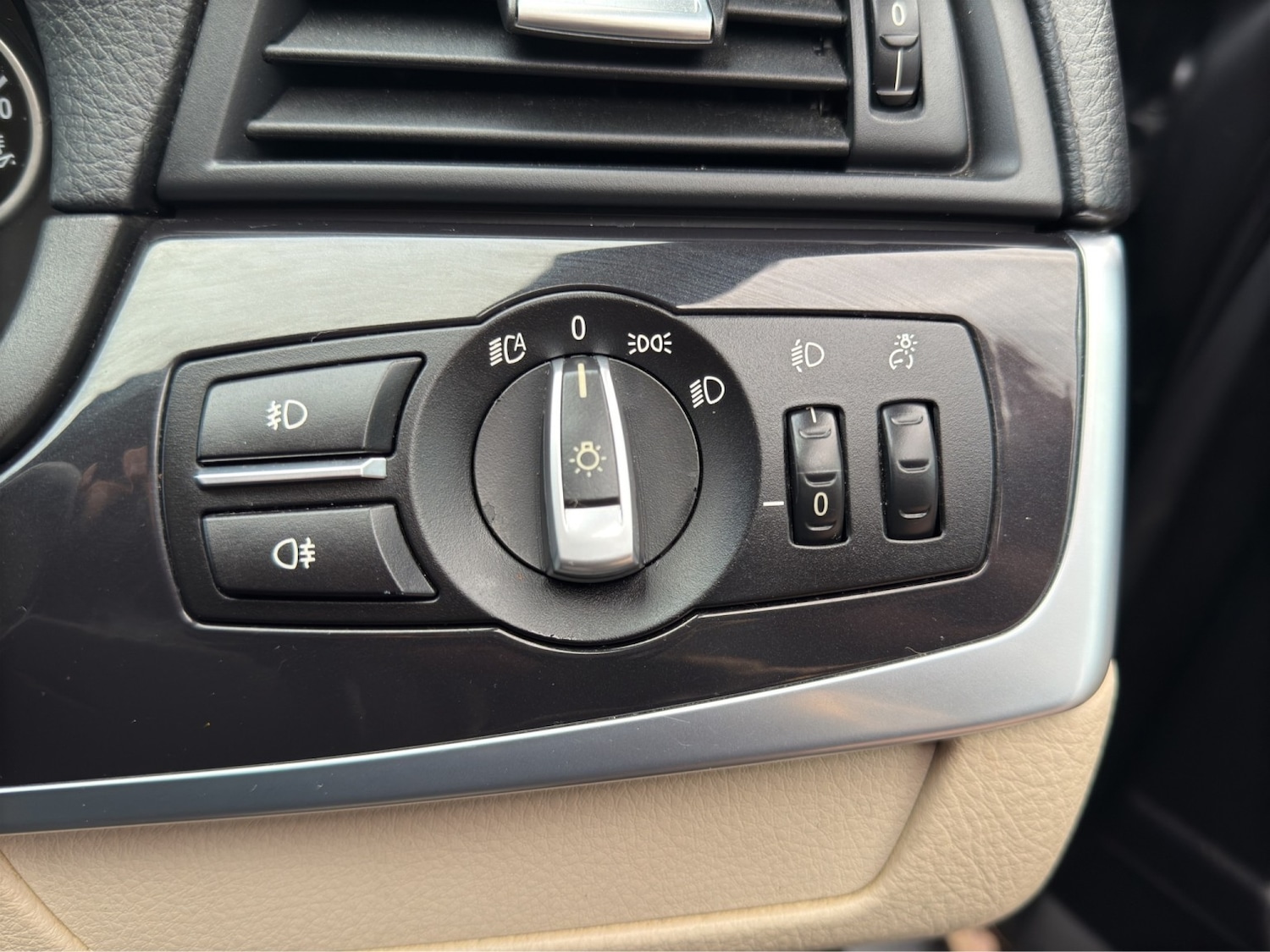 Used BMW 5 Series 2010 for sale - 77008118: Photo 26