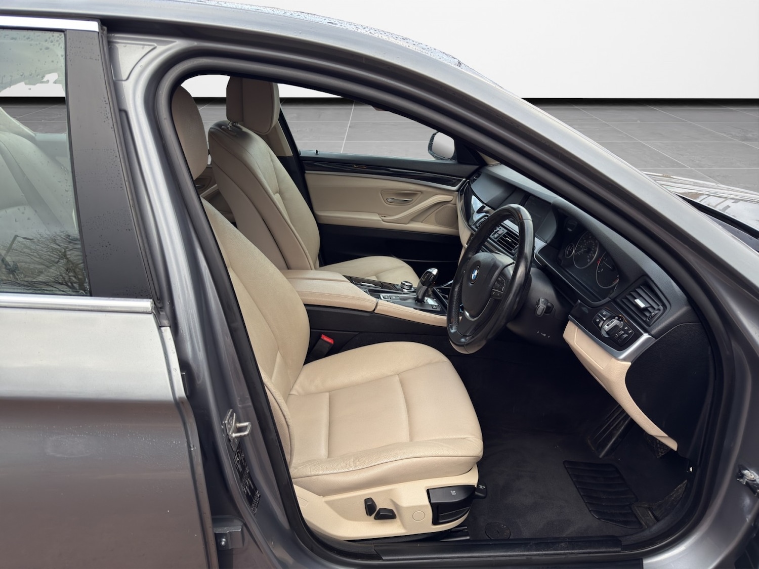 Used BMW 5 Series 2010 for sale - 77008118: Photo 9