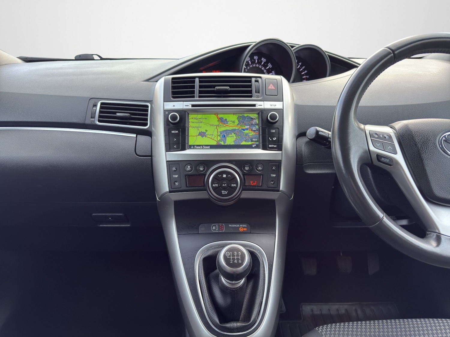 Used Toyota Verso 2015 for sale - 76793826: Photo 15