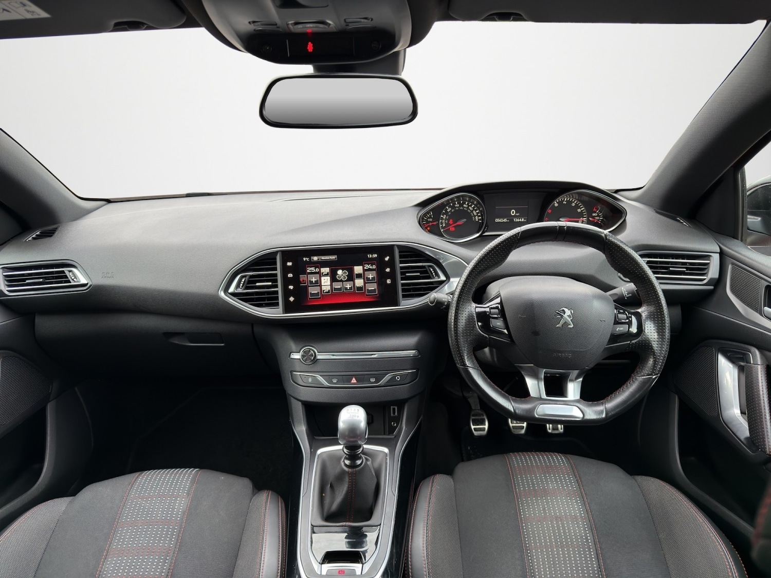 Used Peugeot 308 2017 for sale - 76380335: Photo 12