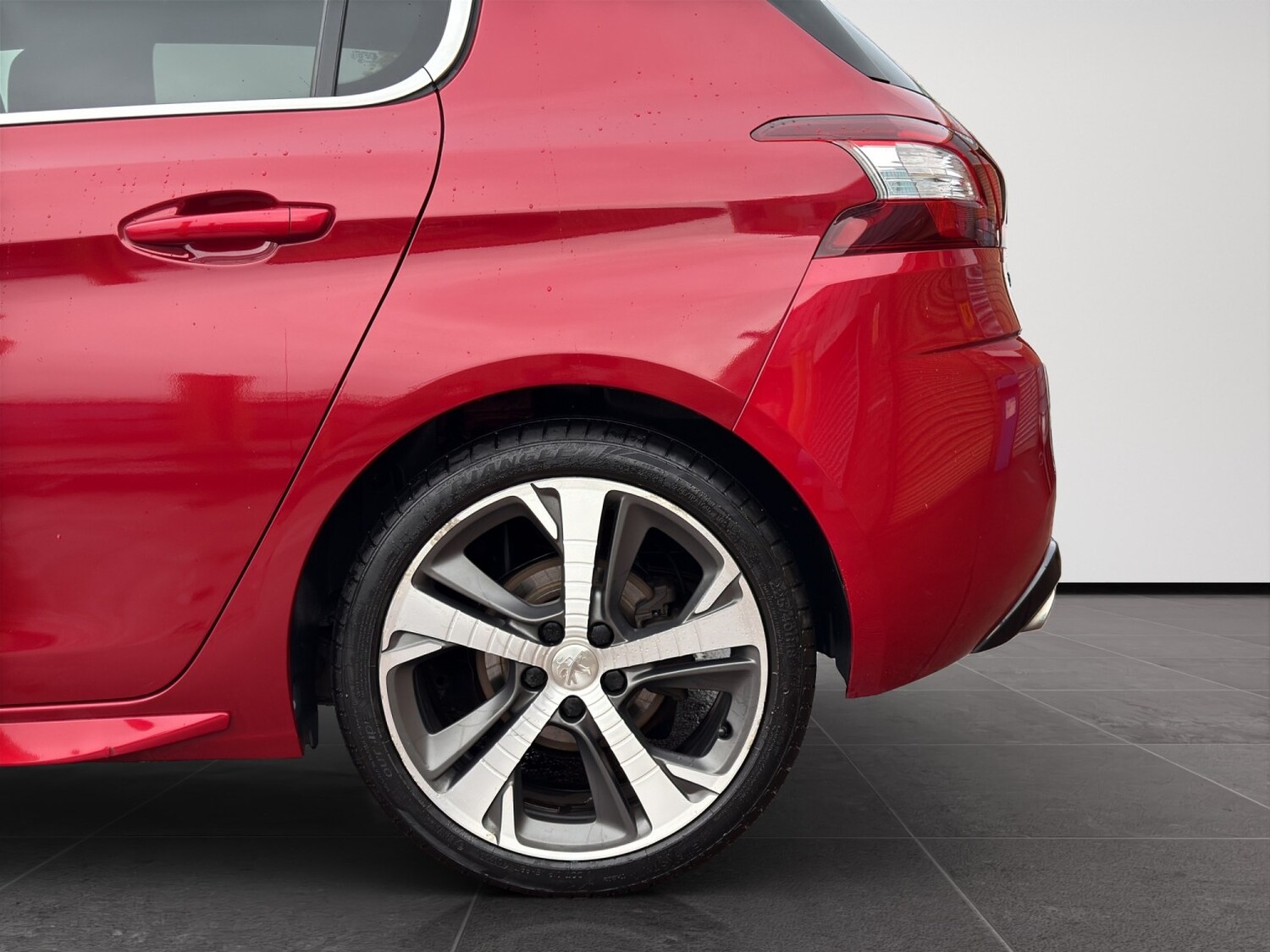 Used Peugeot 308 2017 for sale - 76380335: Photo 24