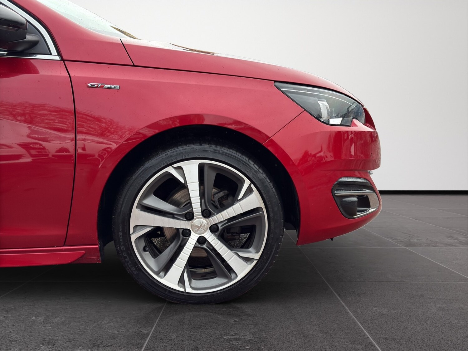 Used Peugeot 308 2017 for sale - 76380335: Photo 25