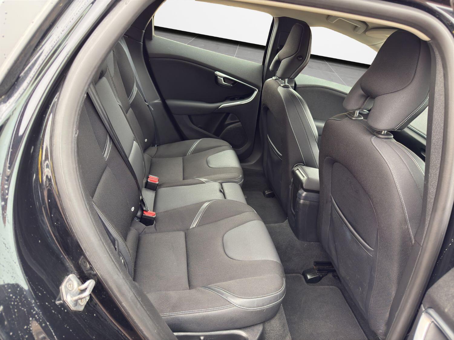 Used Volvo V40 2014 for sale - 76380334: Photo 20