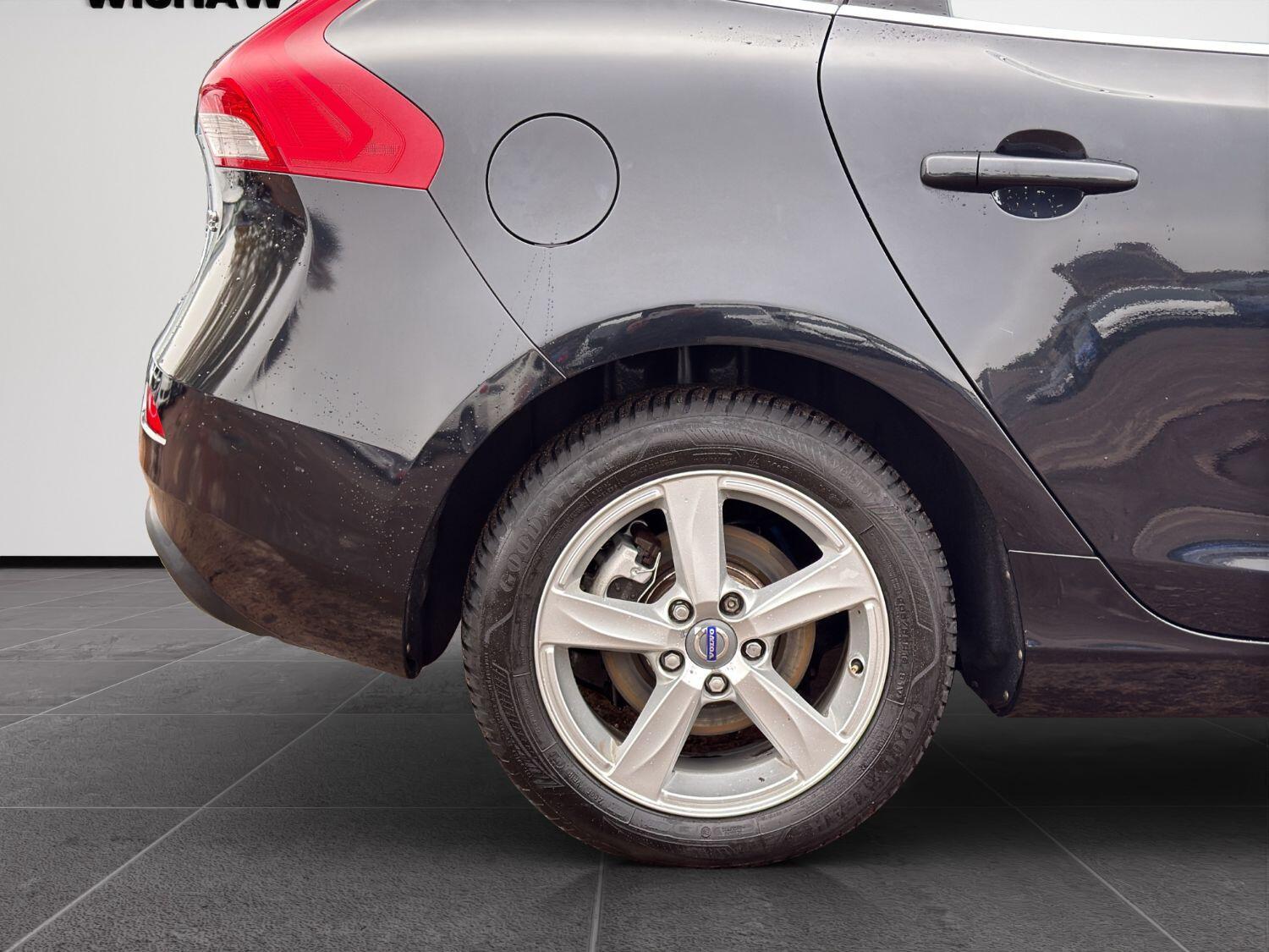 Used Volvo V40 2014 for sale - 76380334: Photo 27