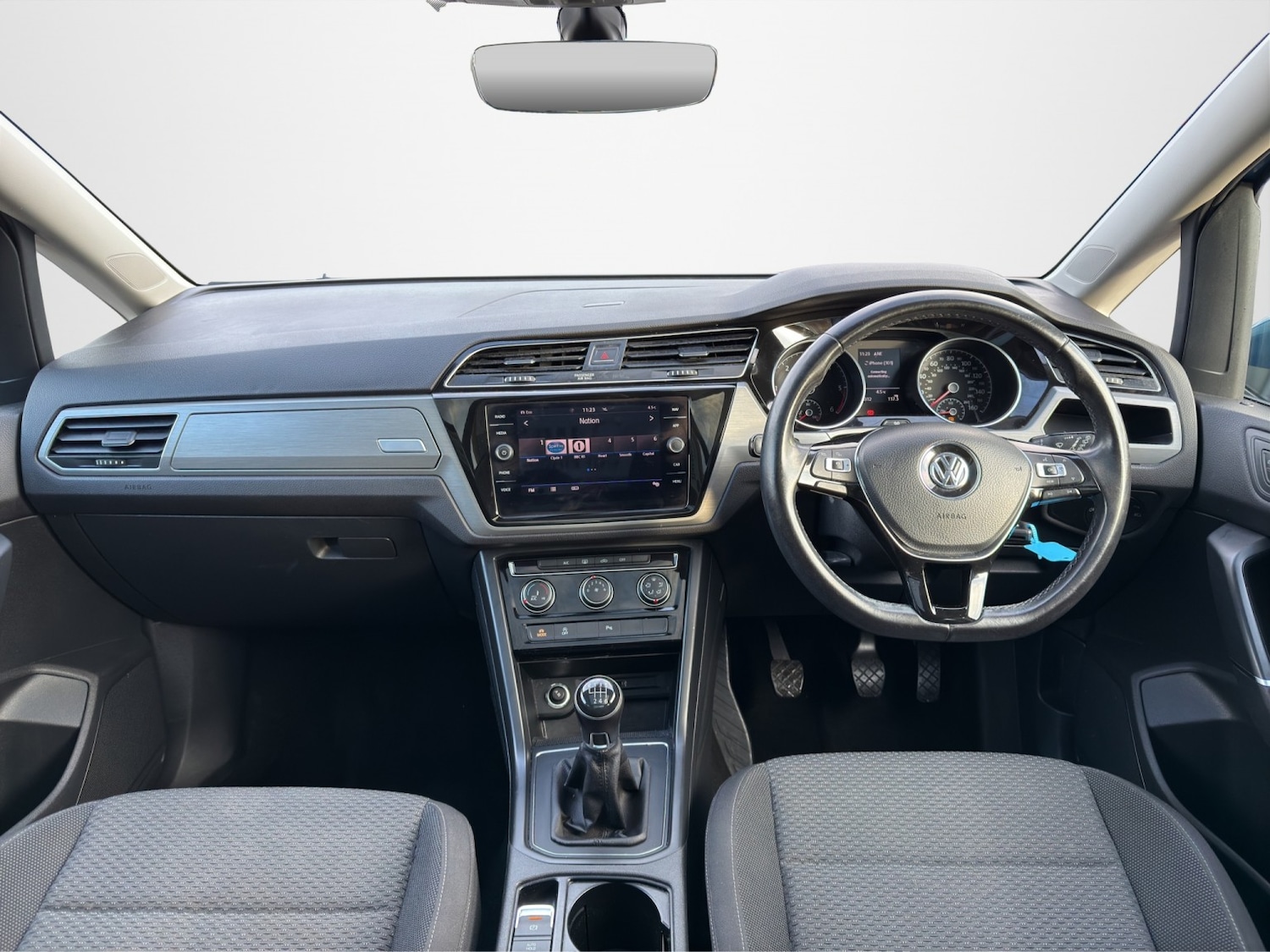 Used Volkswagen Touran 2019 for sale - 77237124: Photo 14