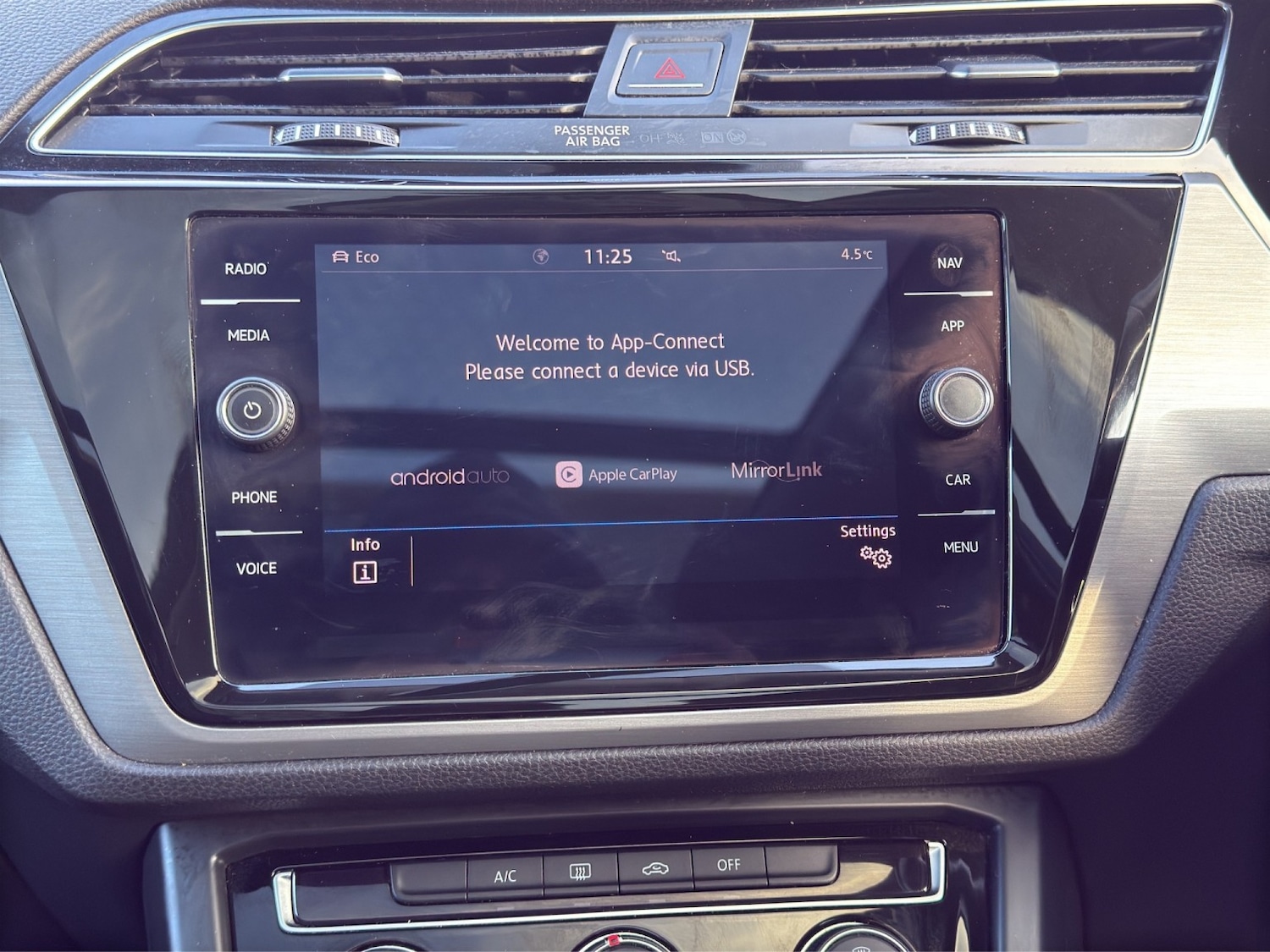 Used Volkswagen Touran 2019 for sale - 77237124: Photo 16