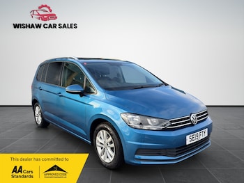 Used Volkswagen Touran 2019 for sale - 77237124: Photo