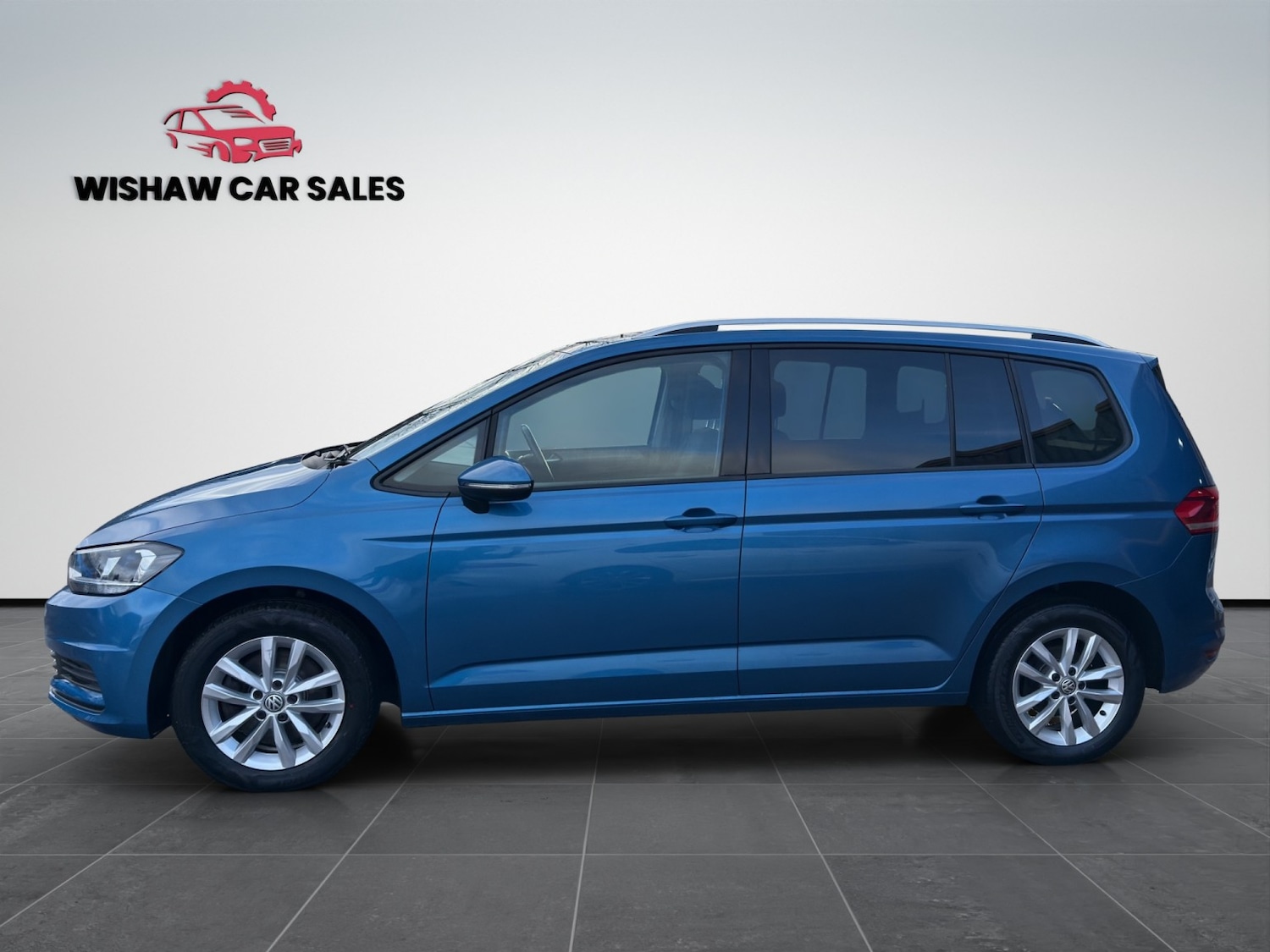 Used Volkswagen Touran 2019 for sale - 77237124: Photo 4