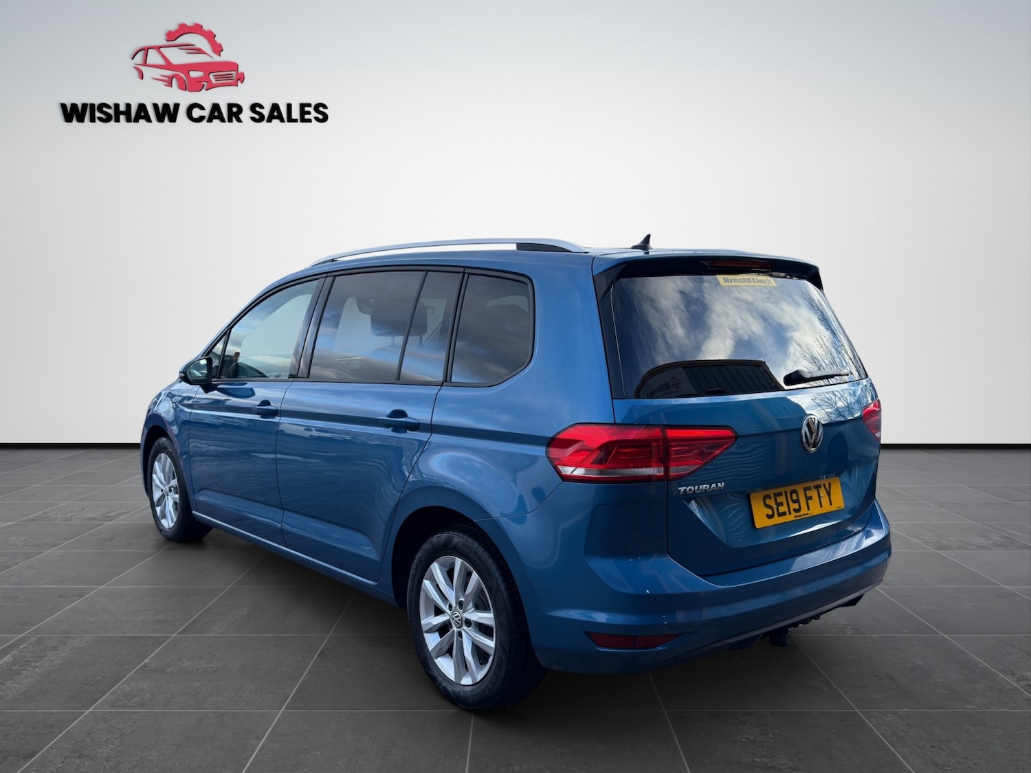 Used Volkswagen Touran 2019 for sale - 77237124: Photo 5