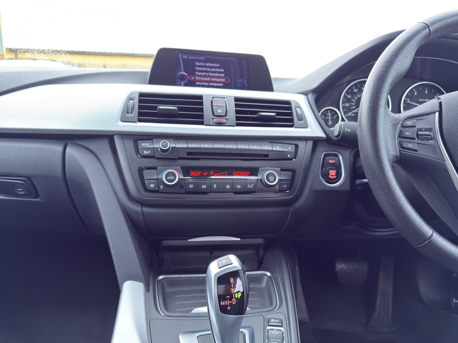 Used BMW 3 Series 2012 for sale - 77483645: Photo 15