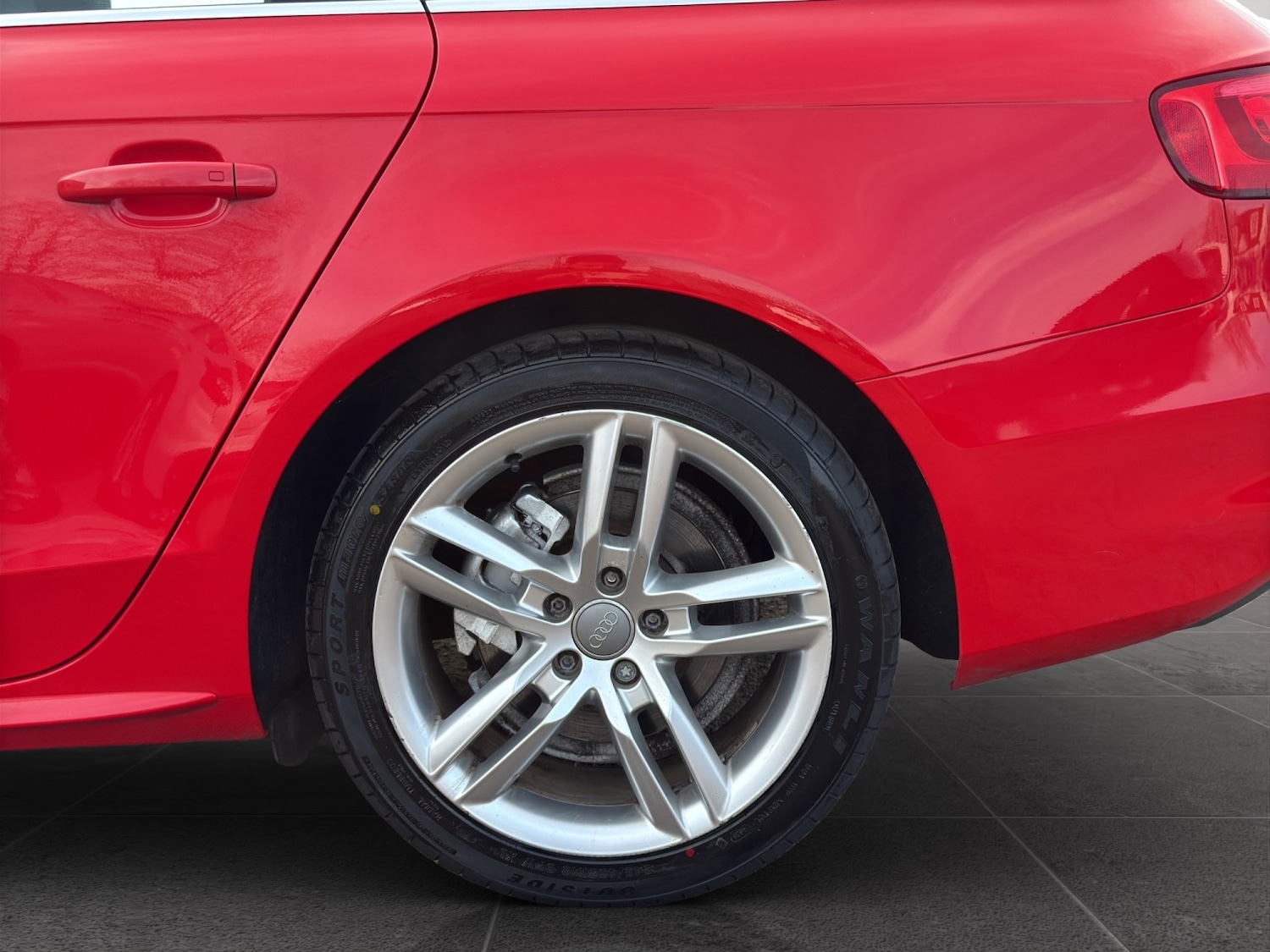 Used Audi A4 2014 for sale - 78168937: Photo 22