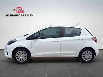 Used Toyota Yaris 2017 for sale - 75517755: Photo