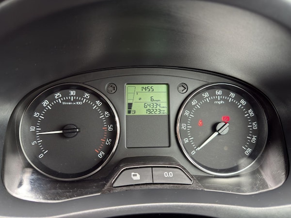 Used Skoda Fabia 2015 for sale - 75613695: Photo 22