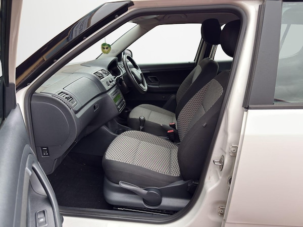 Used Skoda Fabia 2015 for sale - 75613695: Photo 23