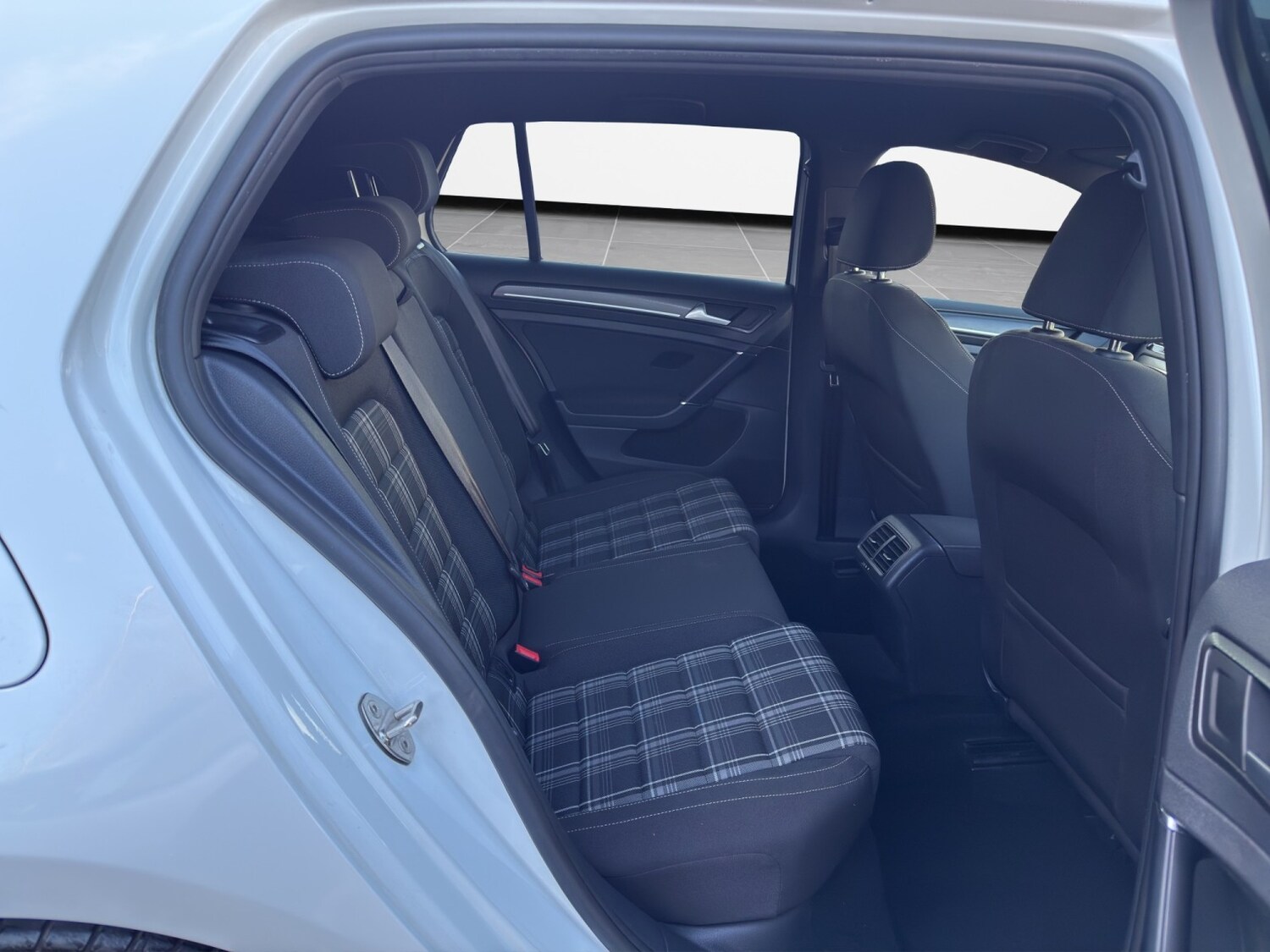 Used Volkswagen Golf 2017 for sale - 78060546: Photo 19