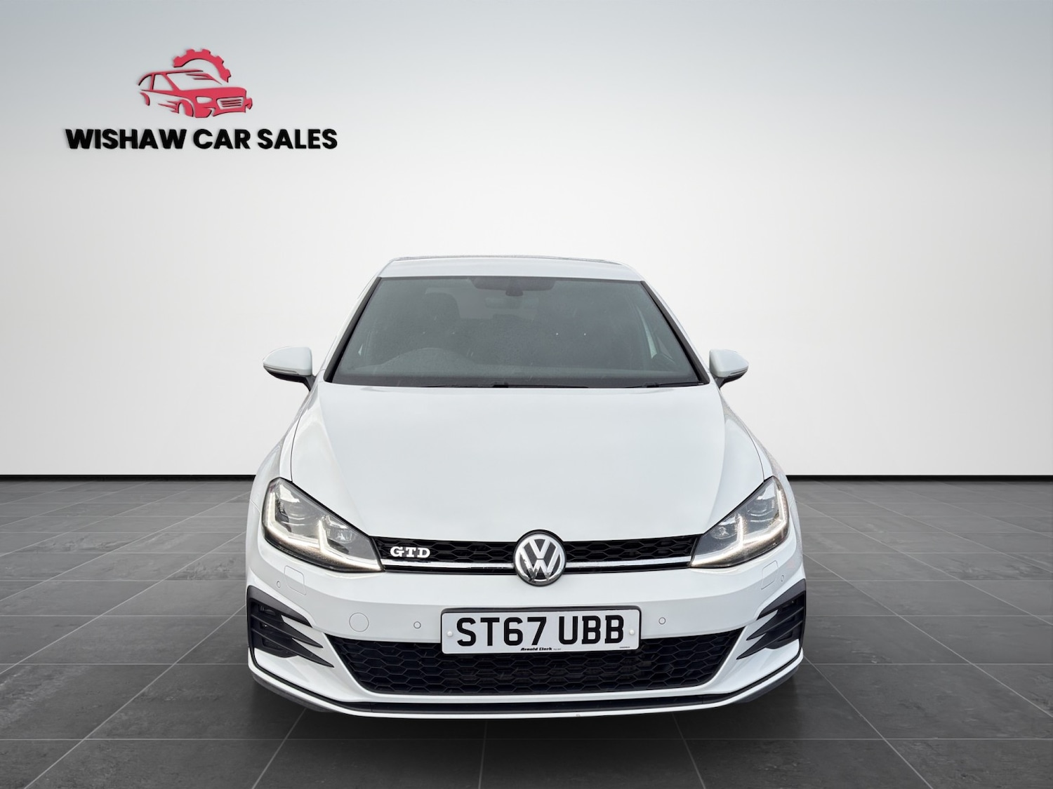 Used Volkswagen Golf 2017 for sale - 78060546: Photo 2