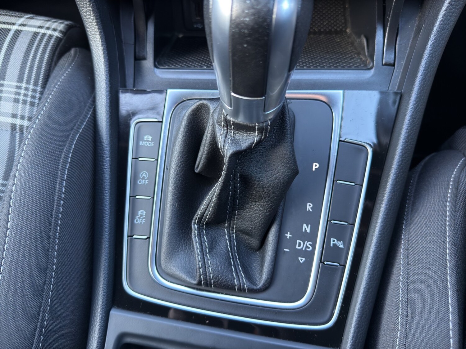 Used Volkswagen Golf 2017 for sale - 78060546: Photo 27