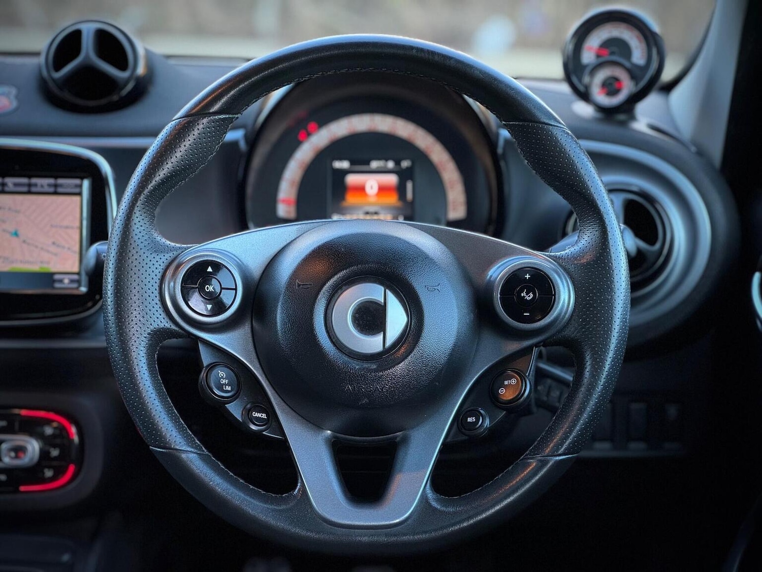 Used smart forfour 2018 for sale - 77836833: Photo 26