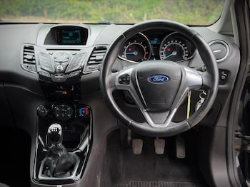Used Ford Fiesta 2015 for sale - 78764513: Photo