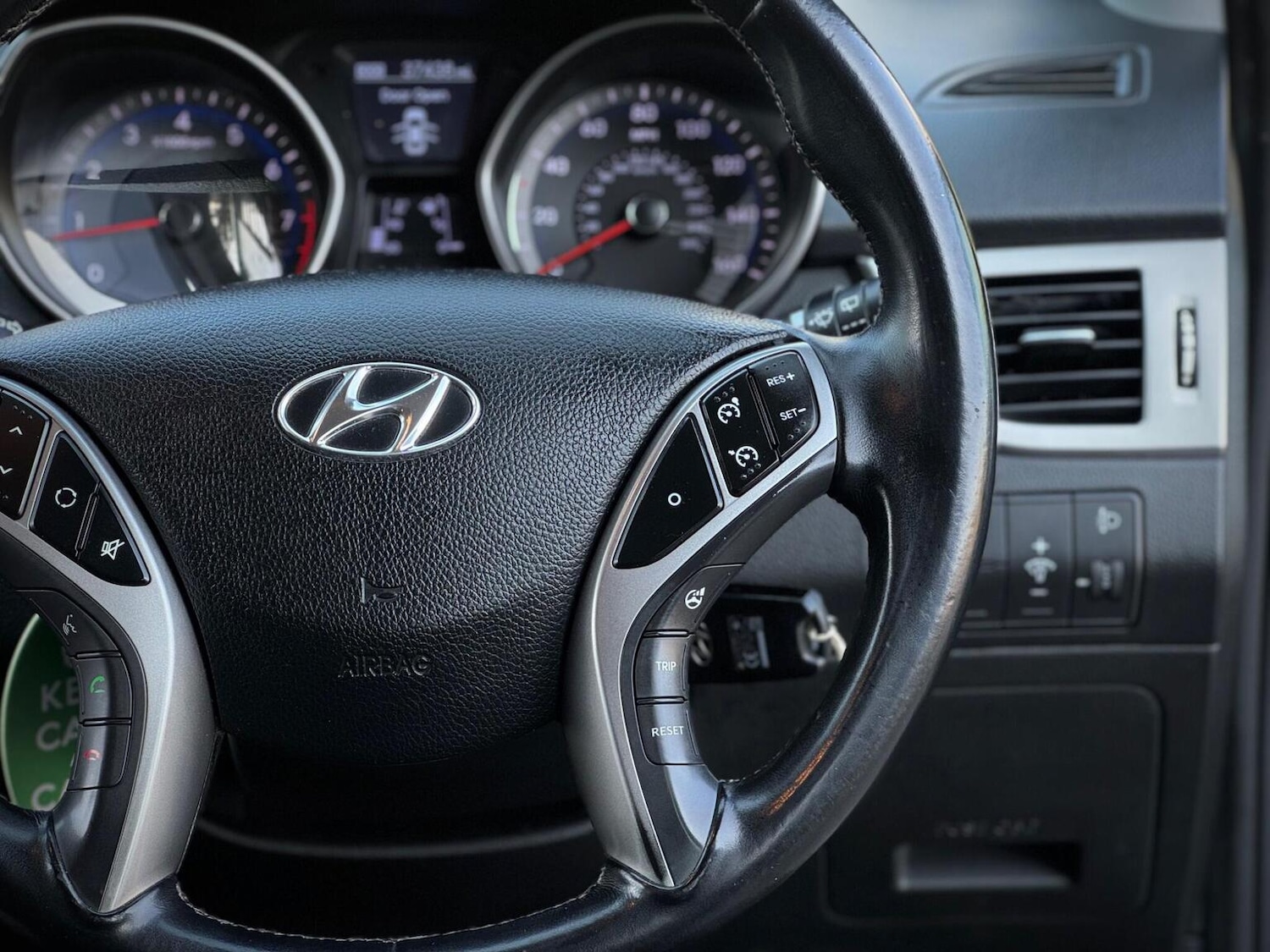 Used Hyundai i30 2013 for sale - 78141083: Photo 38