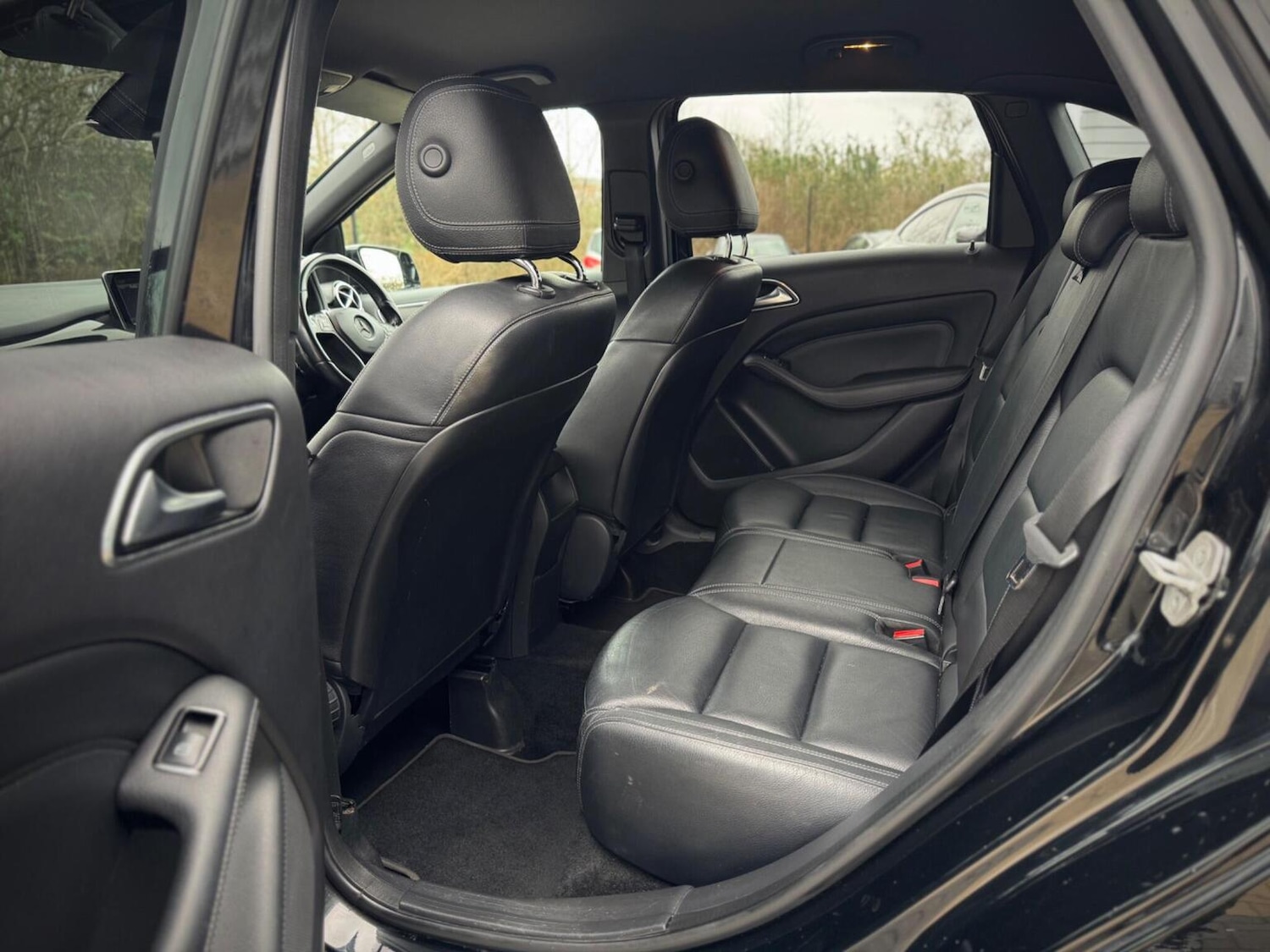 Used Mercedes-Benz B Class 2013 for sale - 77836972: Photo 28