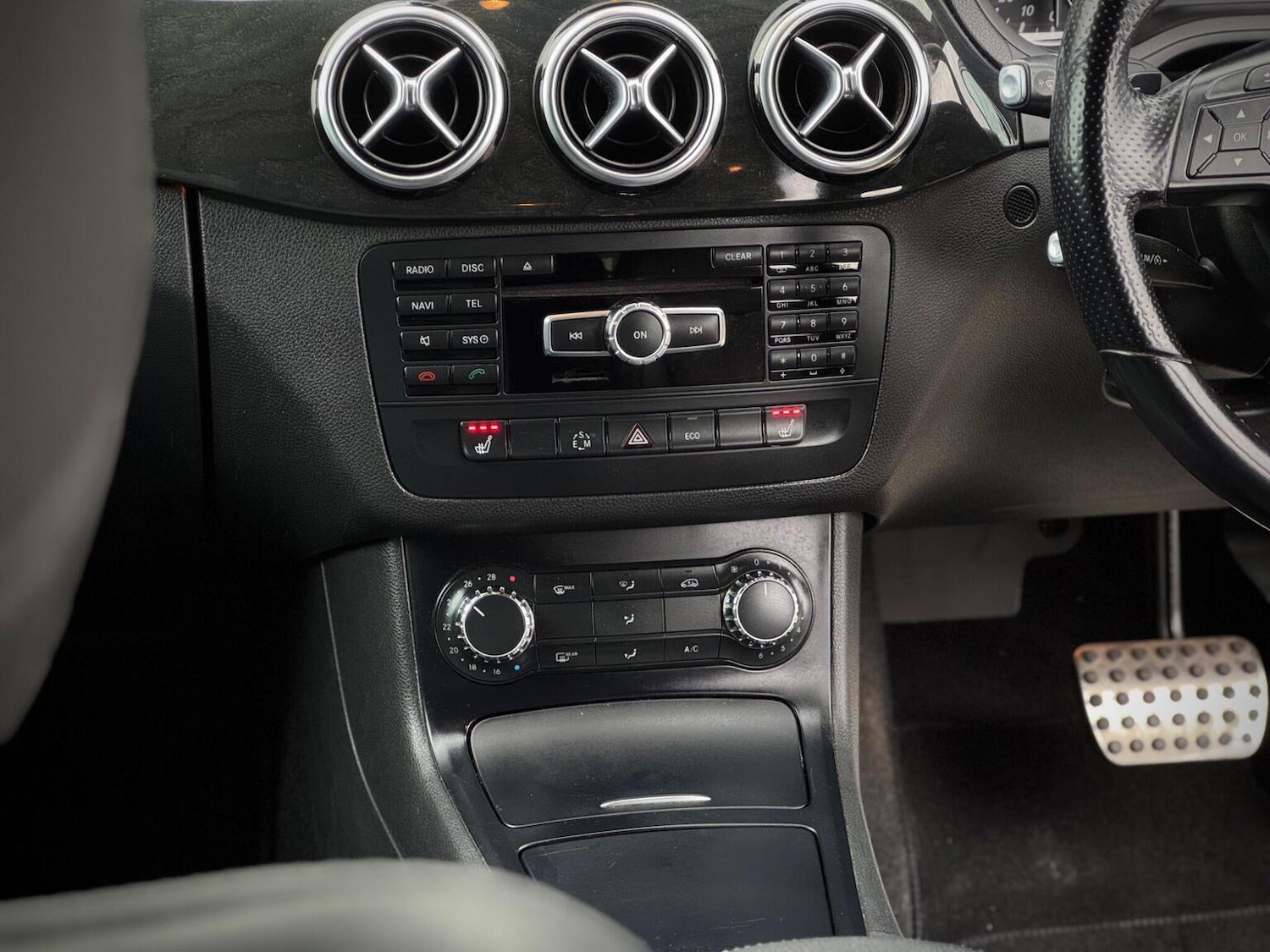 Used Mercedes-Benz B Class 2013 for sale - 77836972: Photo 35