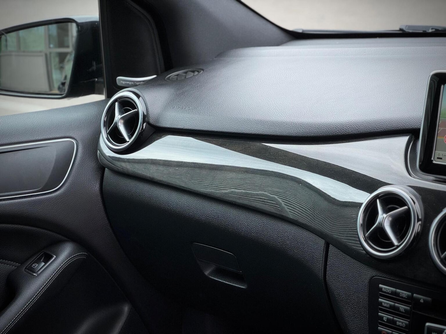 Used Mercedes-Benz B Class 2013 for sale - 77836972: Photo 42