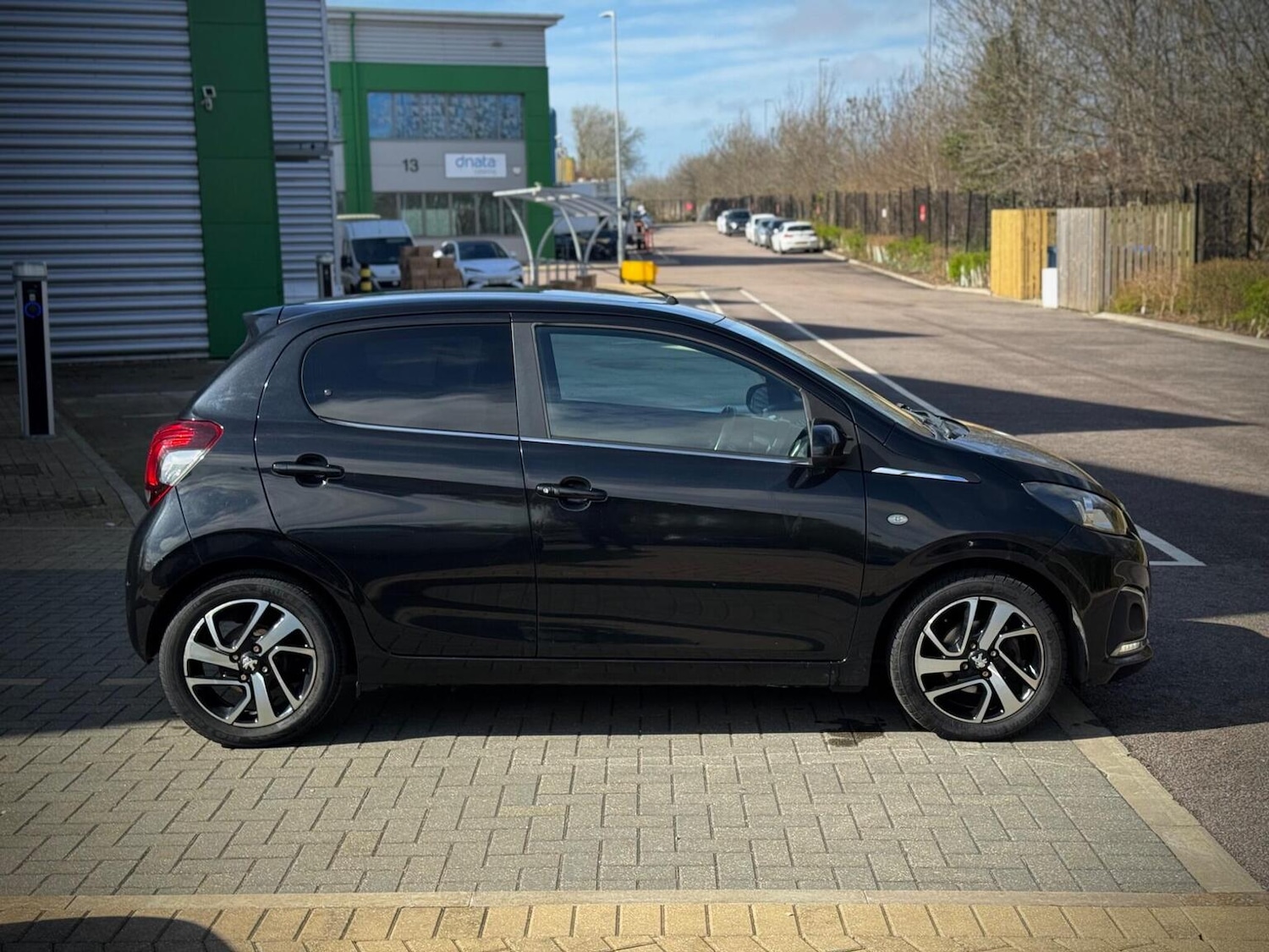 Used Peugeot 108 2016 for sale - 78213561: Photo 39