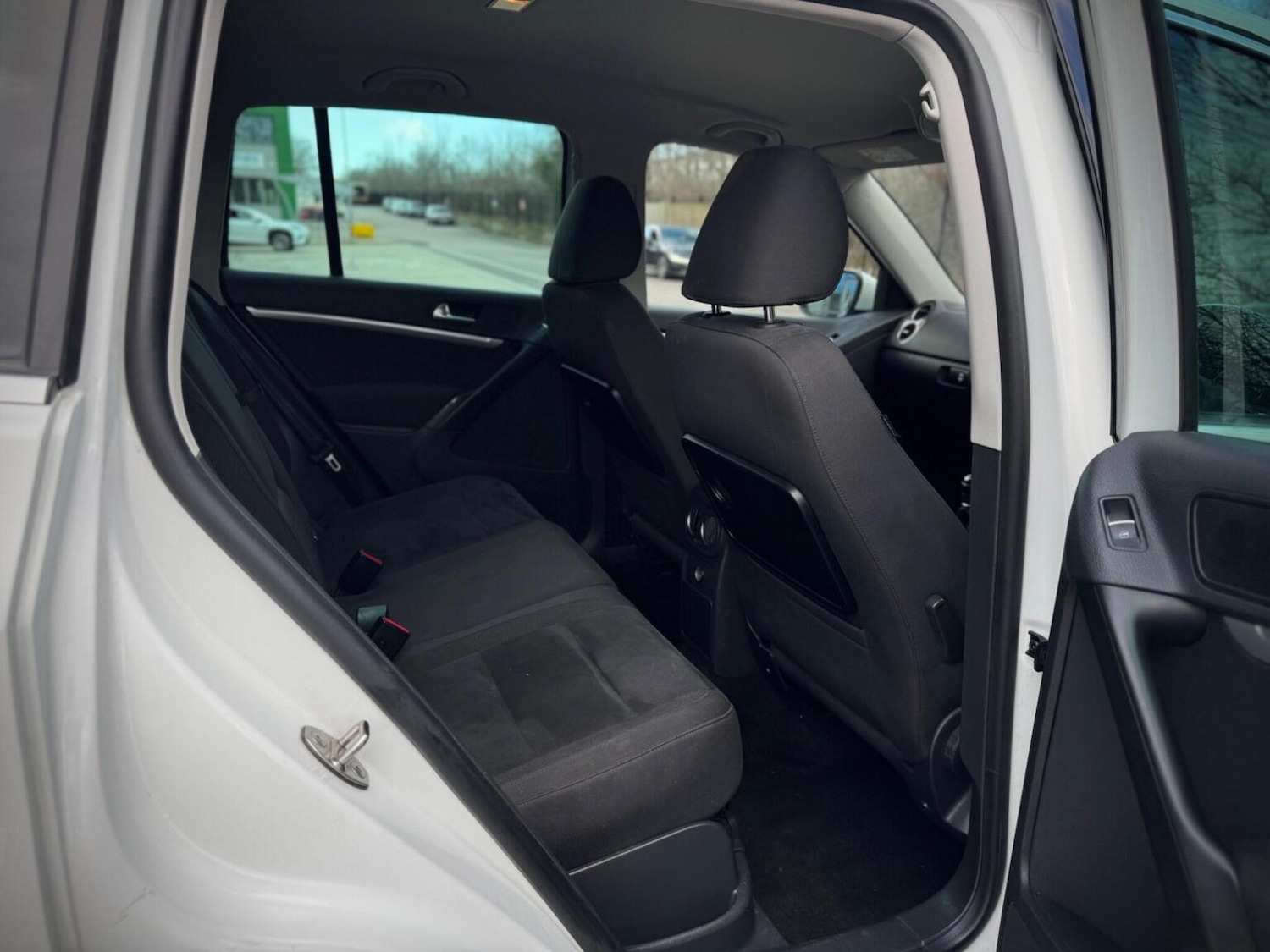 Used Volkswagen Tiguan 2015 for sale - 77836947: Photo 29