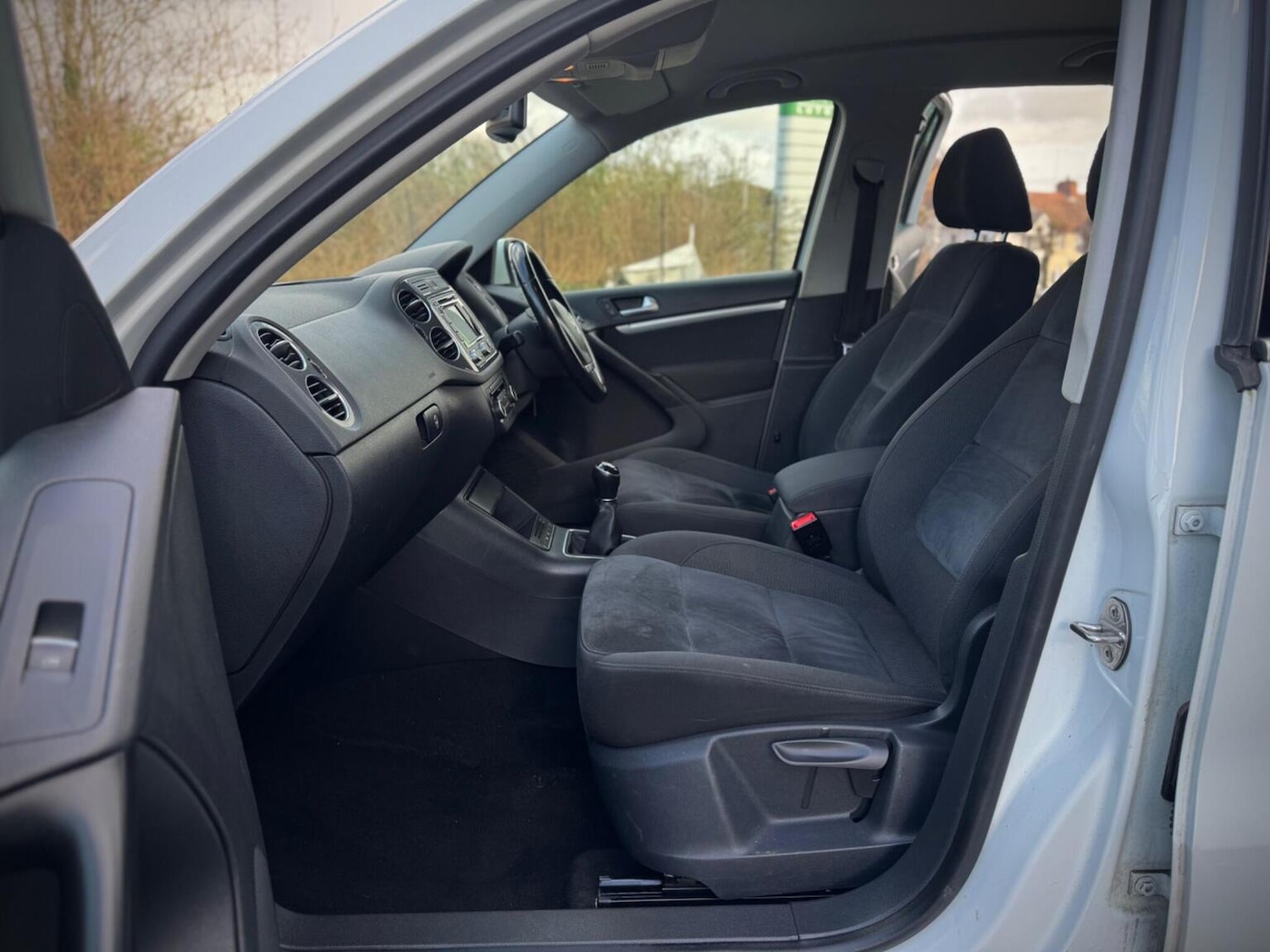 Used Volkswagen Tiguan 2015 for sale - 77836947: Photo 32