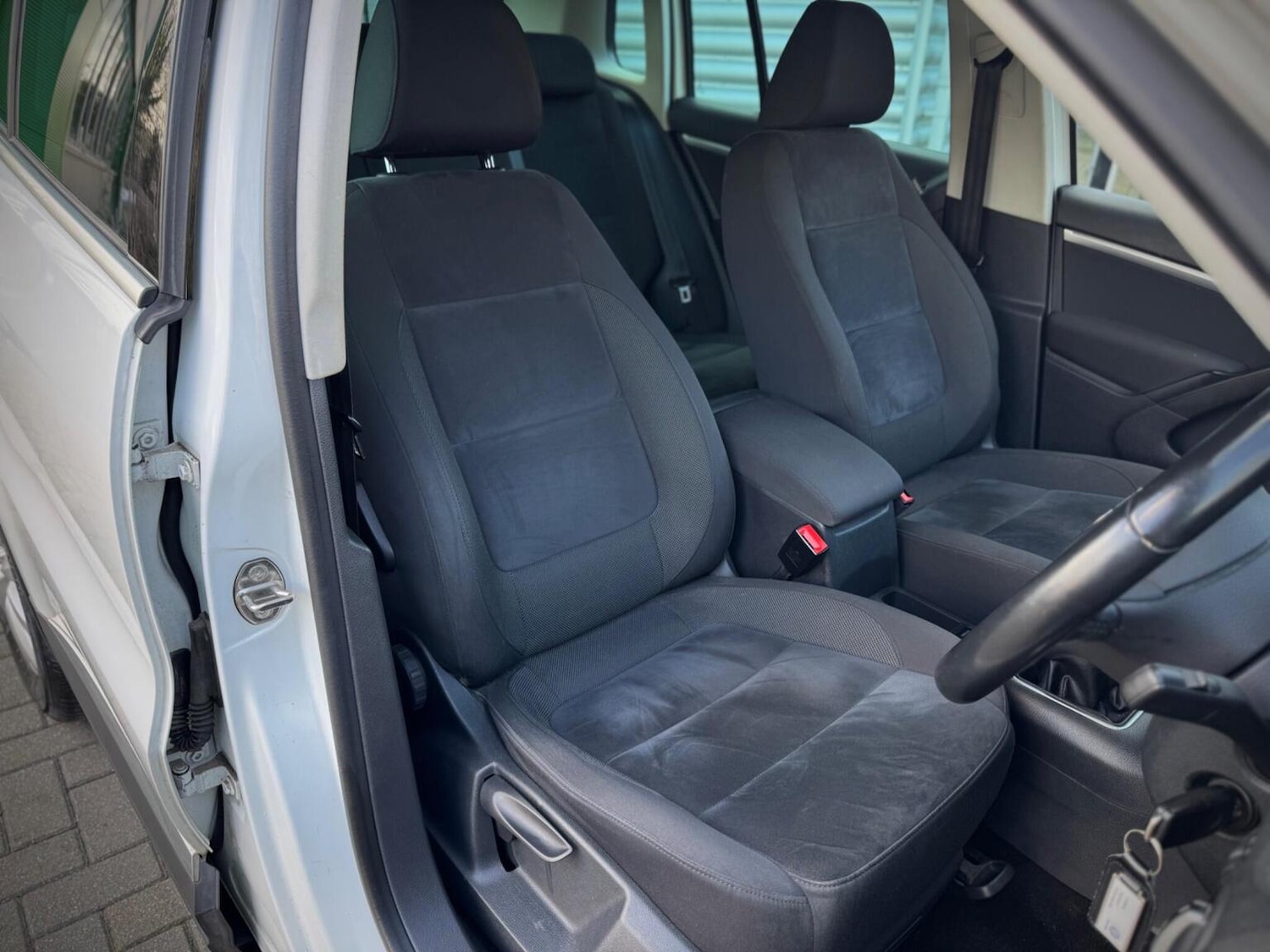 Used Volkswagen Tiguan 2015 for sale - 77836947: Photo 35