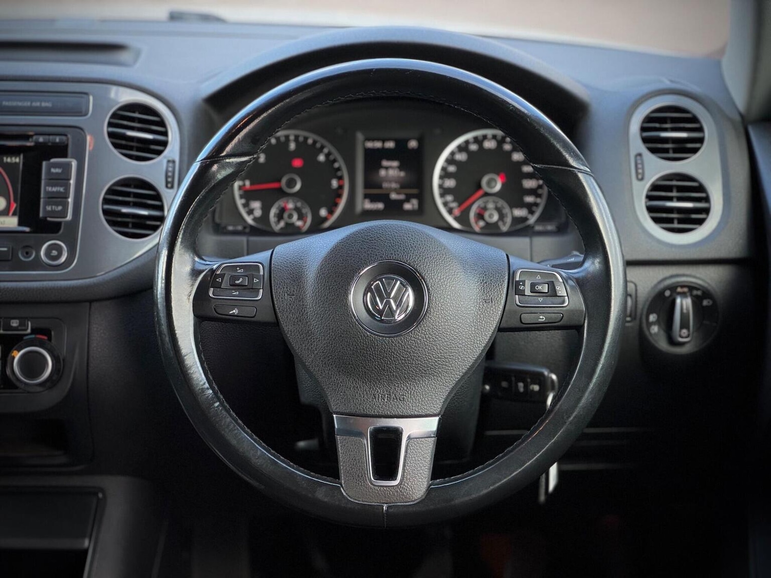 Used Volkswagen Tiguan 2015 for sale - 77836947: Photo 36