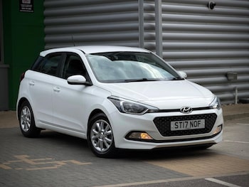 Used Hyundai i20 2017 for sale - 78534723: Photo
