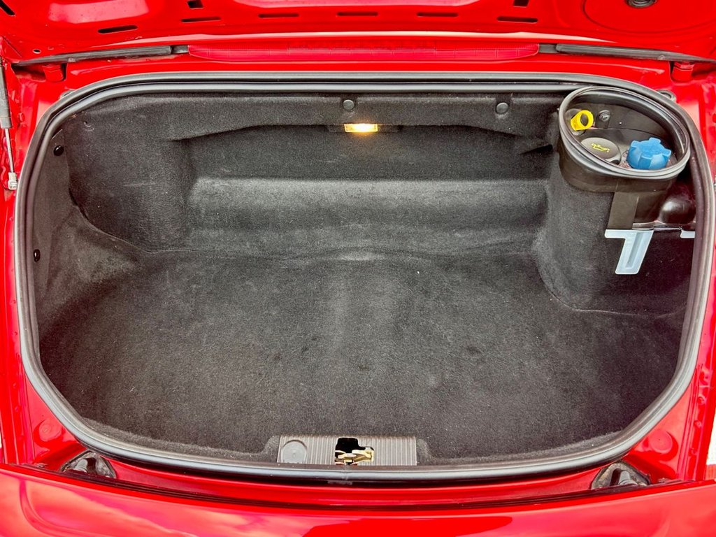 Used Porsche Boxster 2004 for sale - 77280740: Photo 10