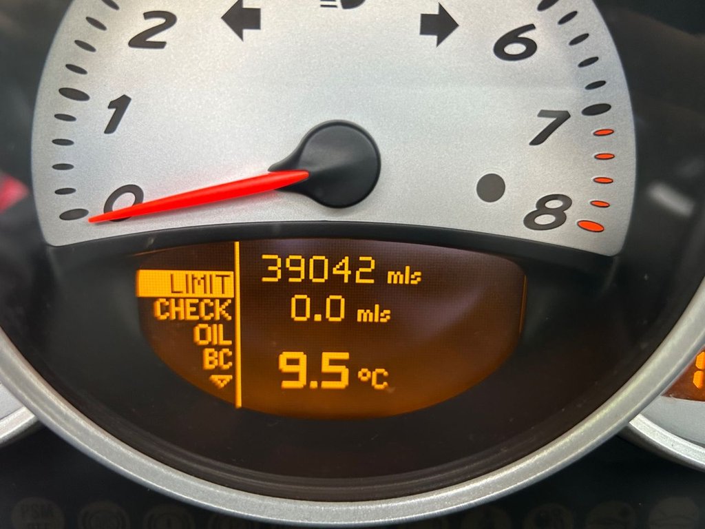 Used Porsche Boxster 2004 for sale - 77280740: Photo 12