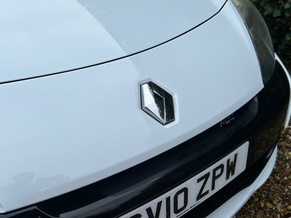 Used Renault Clio 2010 for sale - 68886141: Photo 26
